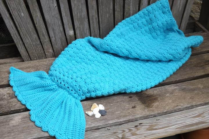 22 Free Crochet Mermaid Tail Blanket Patterns - DIY & Crafts