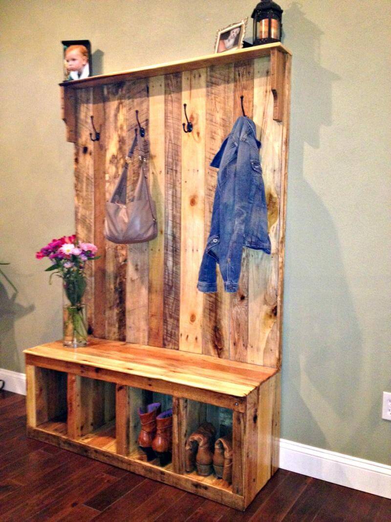 DIY Your Own Pallet Hall Tree Or Pallet Wood Entryway Bench